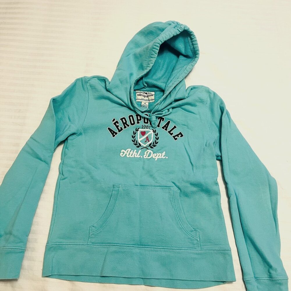 Aerpostale Hoodie. Medium Size. EUC.